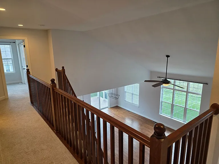 W239N3743 River Birch Ct — Photo 21