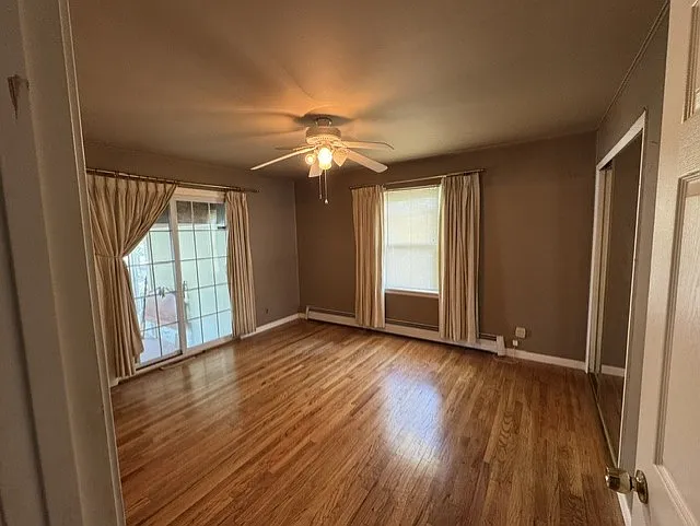 1105 N Logan St — Photo 12