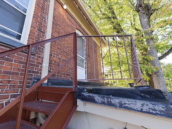 2nd image of 2614 W Broad St