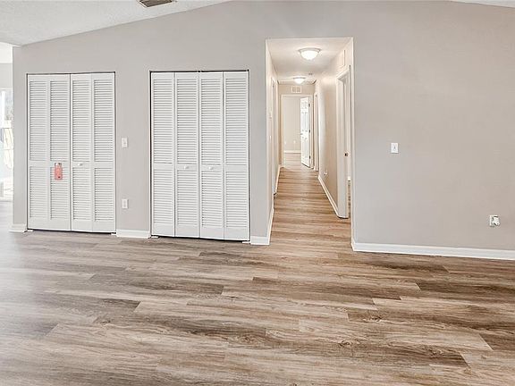 4th image of 1013 E ESKIMO AVENUE