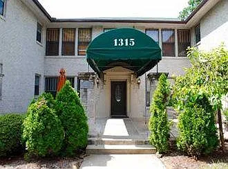 Building Photo - 1315 Kavanaugh Blvd #2