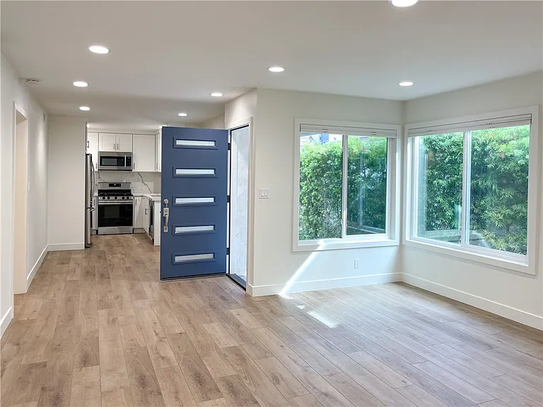 206 Avenida Victoria #A — Photo 5
