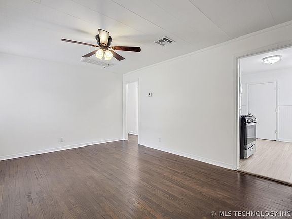 5th image of 708 N New Haven Ave