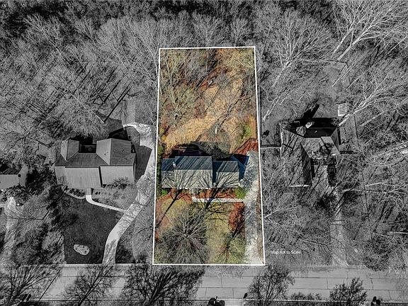 3rd image of 1413 Ashland Dr