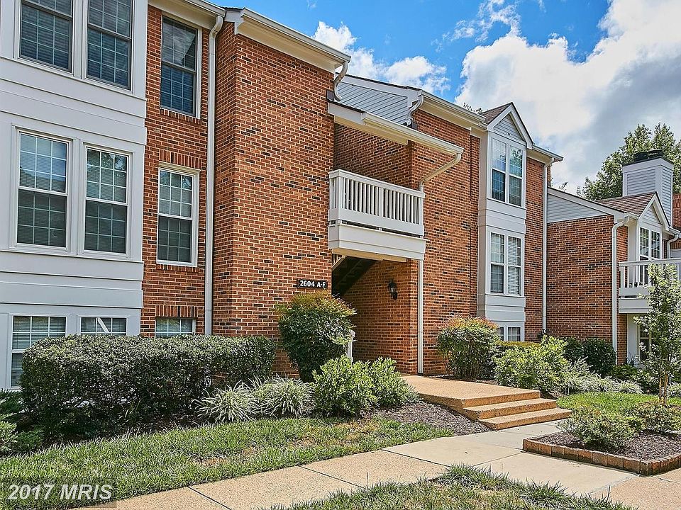 1st image of 2604C S Arlington Mill Dr #3