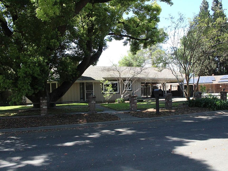 1st image of 7985 Moreland St
