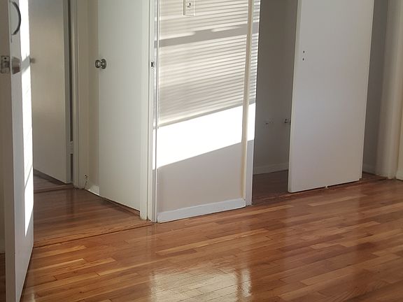 3rd image of 4133 Elbertson St