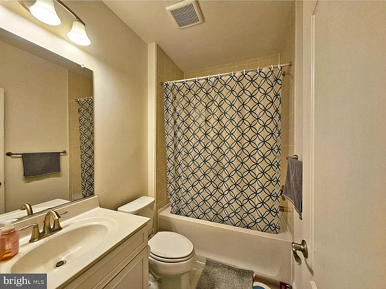 3332 Burton Dr — Photo 48