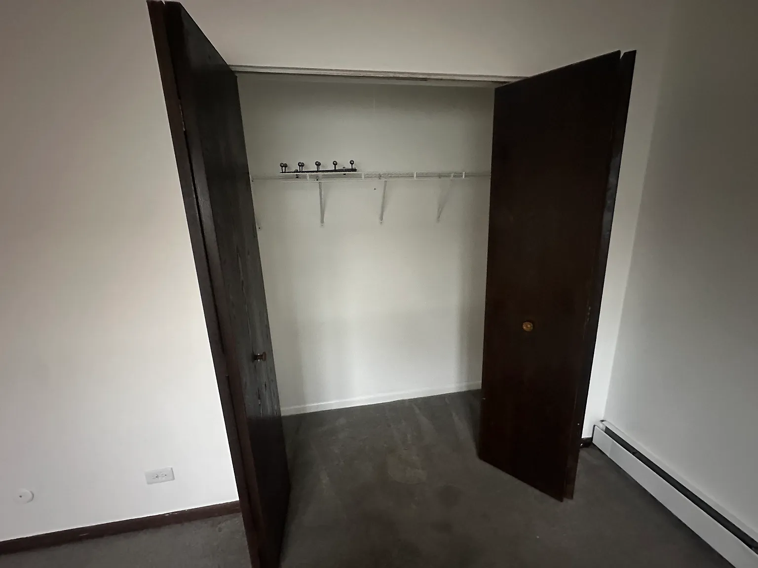 2 bed, 950 sqft, $1,500 — Photo 1
