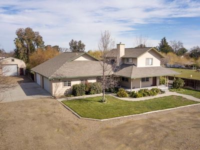 404 11th St, College City, CA, 95912