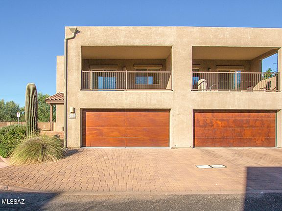 3rd image of 4108 N Thurston Ln