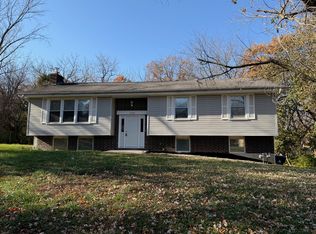 1428 Grandview Dr, Warrensburg, MO 64093