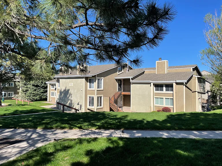 1140 Magic Lamp Way #F — Photo 1