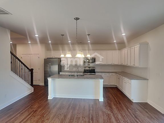 5th image of 4318 Spregan Way