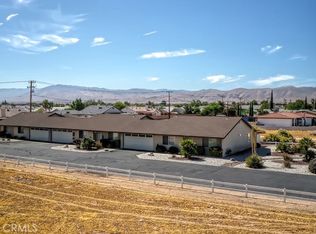 13089 Lakota Rd, Apple Valley, CA 92308