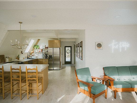 2nd image of 508 Orlando Ave
