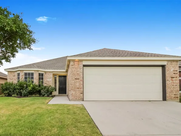 745 Poncho Ln, Haslet, TX 76052