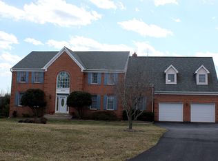 5606 Silo Hill Ct, Derwood, MD 20855