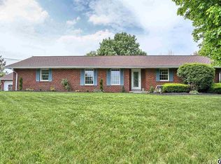 928 Alexander Spring Rd, Carlisle, PA 17015