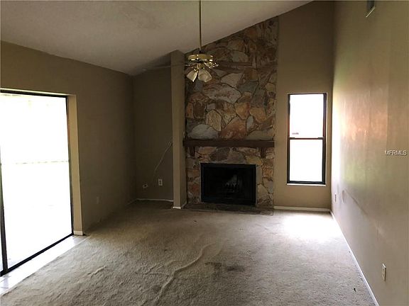 4th image of 16601 Mandy Ln
