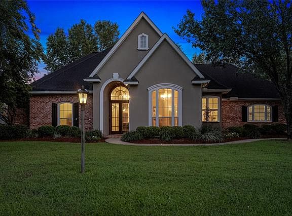 3rd image of 1387 Stillwater Dr