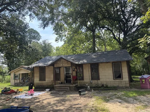 2224 Rich Ave, Camden, AR 71701