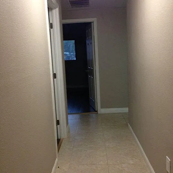1345 Cabrillo Ave — Photo 2