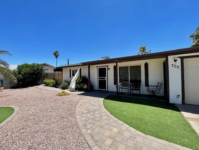 705 E Kachina Ave — Photo 1
