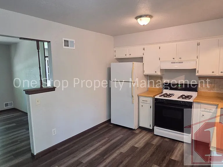 8713 E 111th St — Photo 6