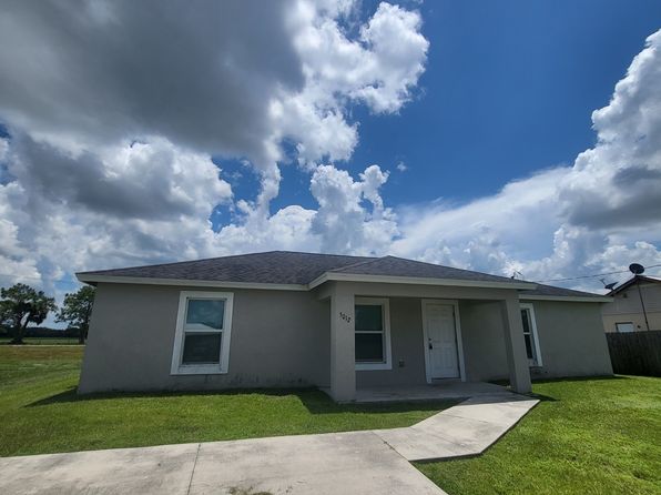 5012 Dolphin Ct
