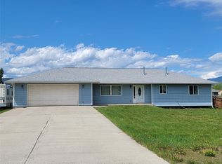 7 Sully Rd, Plains, MT 59859
