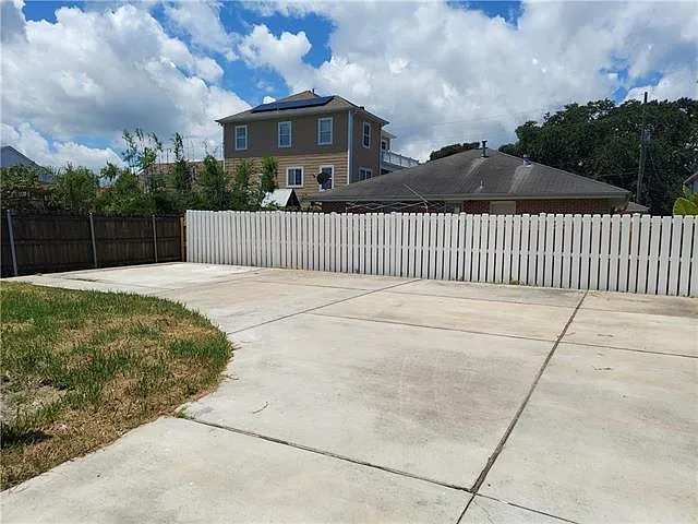 6756 Pontchartrain Blvd — Photo 16