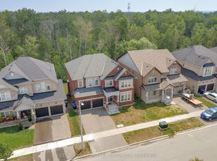 1685 Emberton Way, Innisfil, ON L9S 0N4
