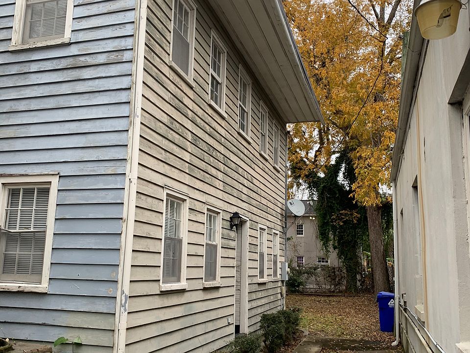 2nd image of 167 Congress St