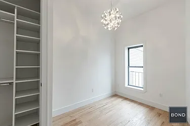 Rented by Bond New York