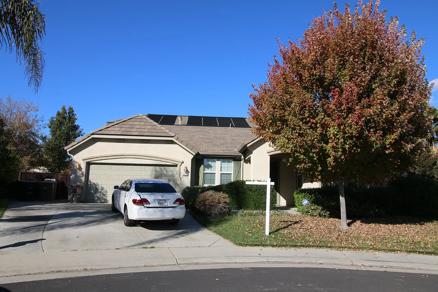 10300 Chaves Ct photo 1