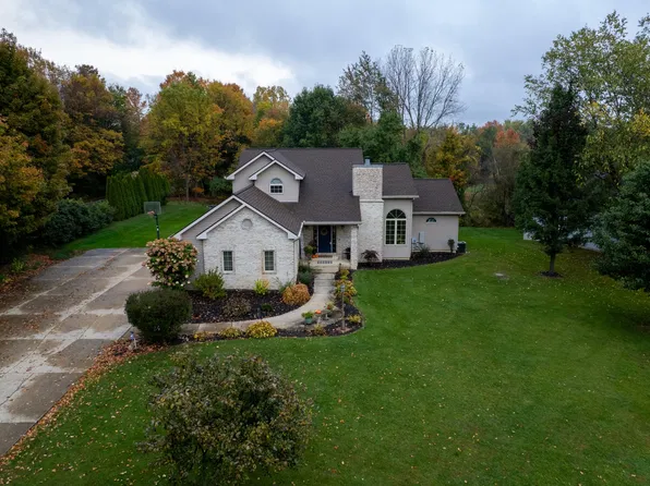 103 Pinehurst Ln, Battle Creek, MI 49015