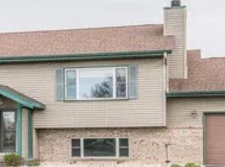 2011 Newberry Ln, Racine, WI 53402