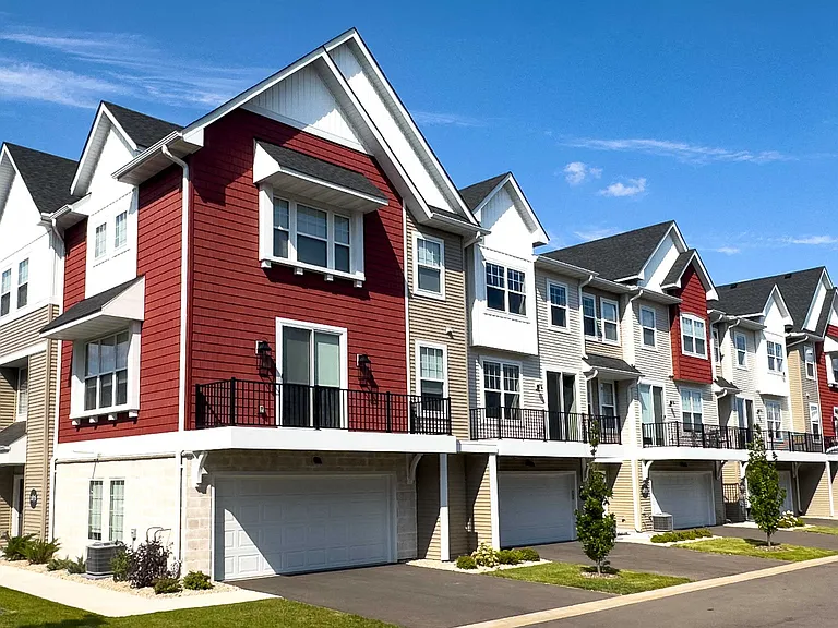 Field and Grove Townhomes of Champlin — Photo 79