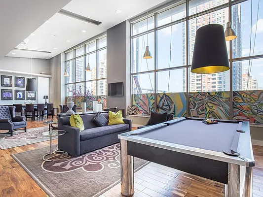 Rented by Voro, LLC | media 6