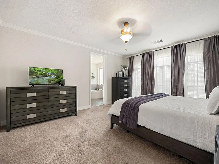 9338 Taylor Cliff Ln — Photo 20