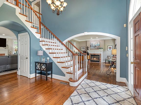 2nd image of 8346 Chesney Ln