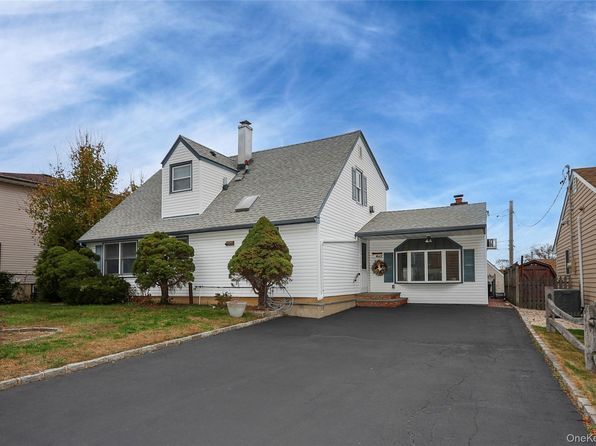 11542 Real Estate - 11542 Homes For Sale | Zillow