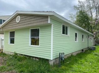 1824 Cole Dr, Erie, PA 16505