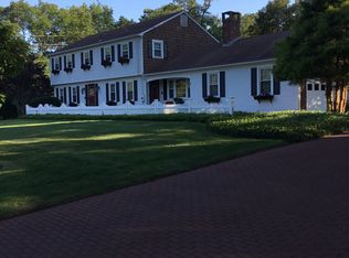 5 Balsam Dr, East Greenwich, RI 02818