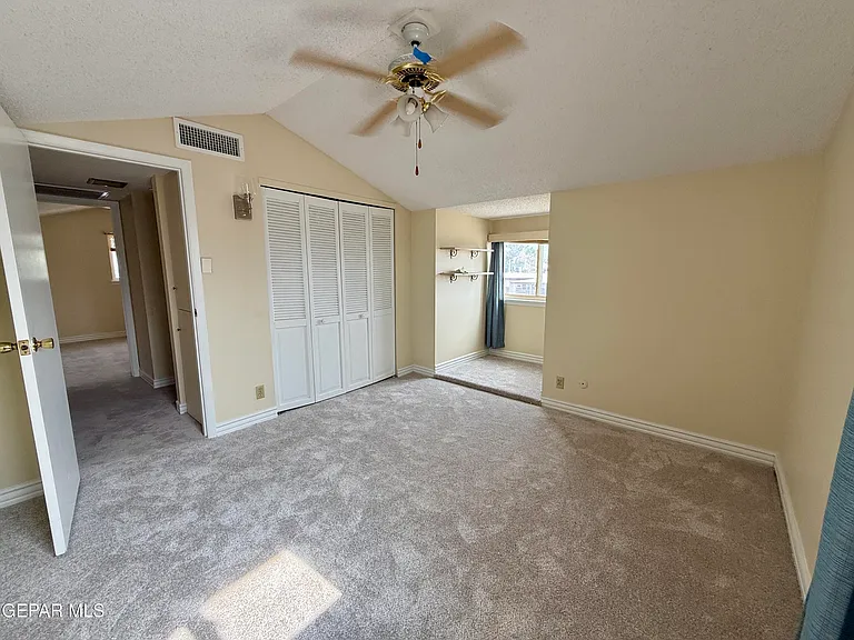 10125 Chezelle Dr — Photo 6
