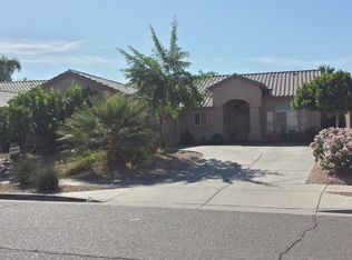 933 E Harwell Rd, Phoenix, AZ 85042