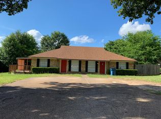 109 W Bingham Rd #B, White Oak, TX 75693