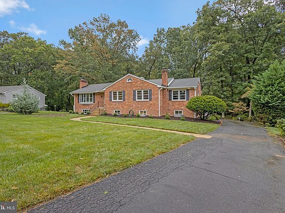 2nd image of 8807 Southwick St