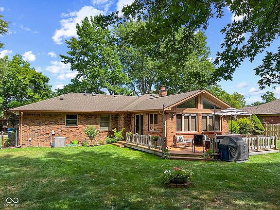 2nd image of 8316 Hill Gail Dr
